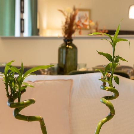 Glyfada Golf Fourth Floor Apartment Atenas Exterior foto